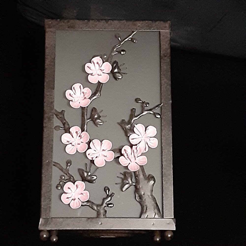 Cheery Blossom 🌸 candle holder